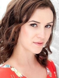 Голая Адриэн Мишлер